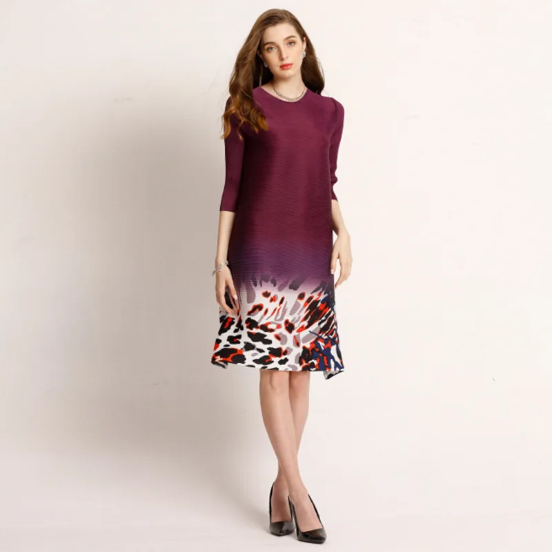 

Leopard Print Skirt At Hem Pleated Dress Fashionable And Popular Horizontal Pleated Women's Wear