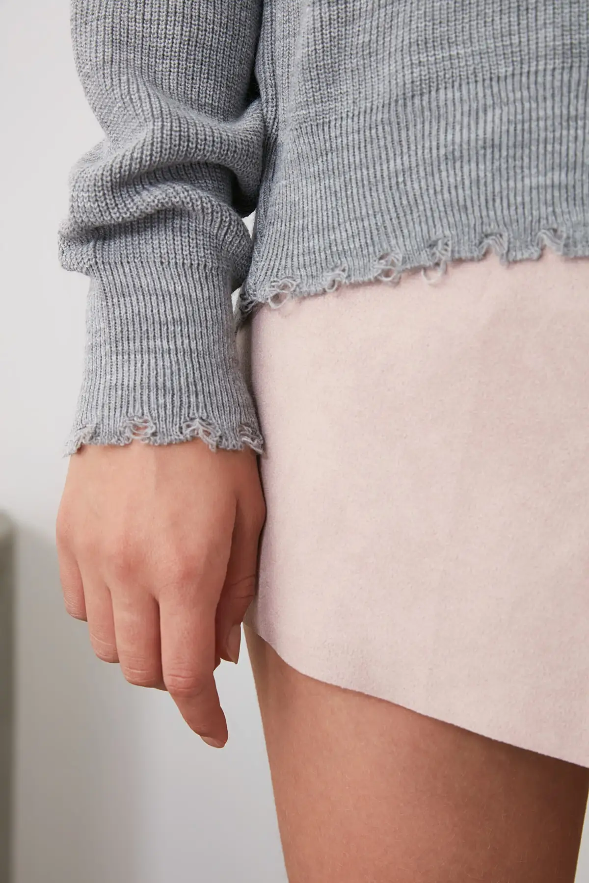 

Trendyol V Collar Knitwear Sweater TWOAW21KZ1226