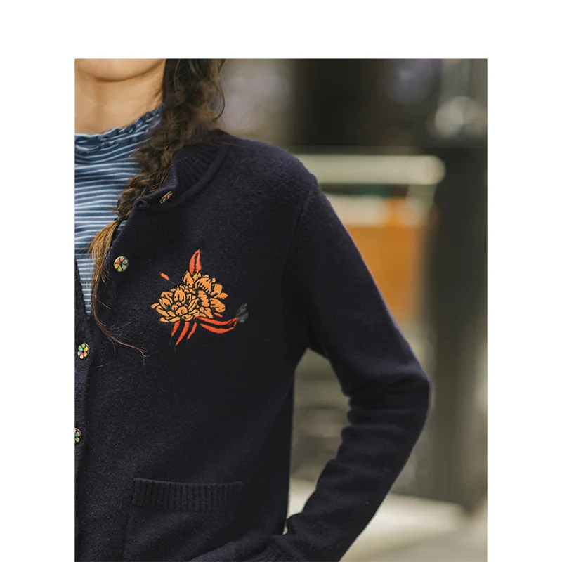 INMAN весенне-осенний трикотажный кардиган с круглым вырезом и вышивкой в стиле