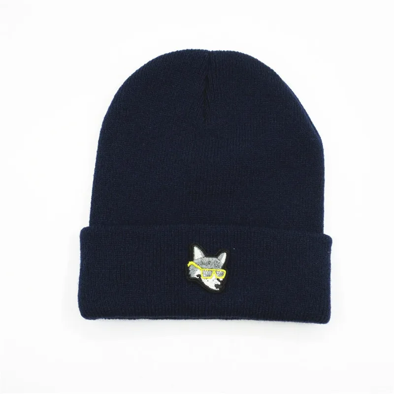 Хлопковая утепленная вязаная шапка с вышивкой головы волка зимняя теплая шапки