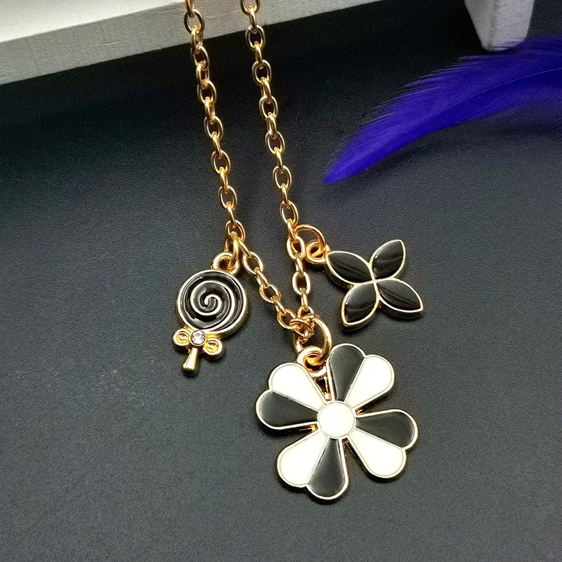 

Simple Korean Style Wild Creative Black and White Four-leaf Clover KC Necklace Lollipop Charm Women's Necklace Jewelry Pendant