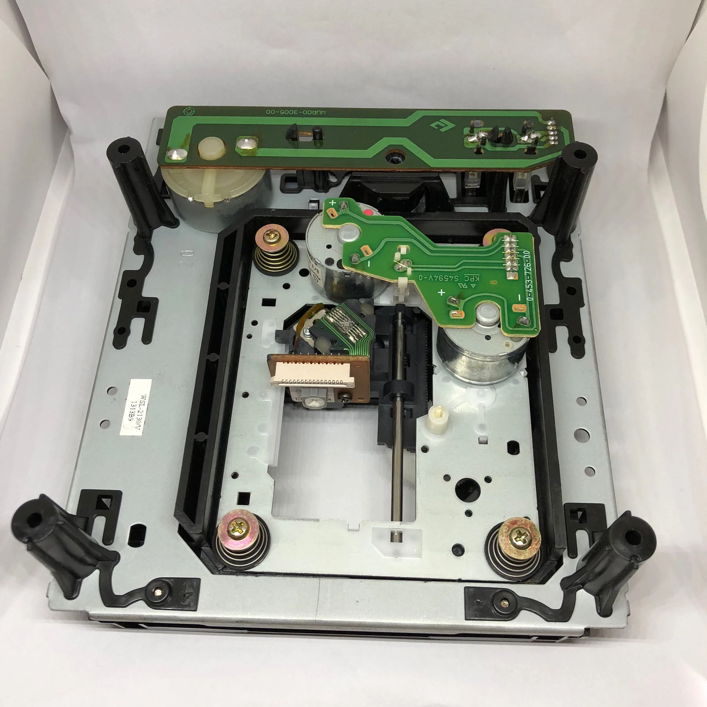 Фонарь фонарь новый лазерный объектив с механическим погрузчиком KSL2130CCM CD