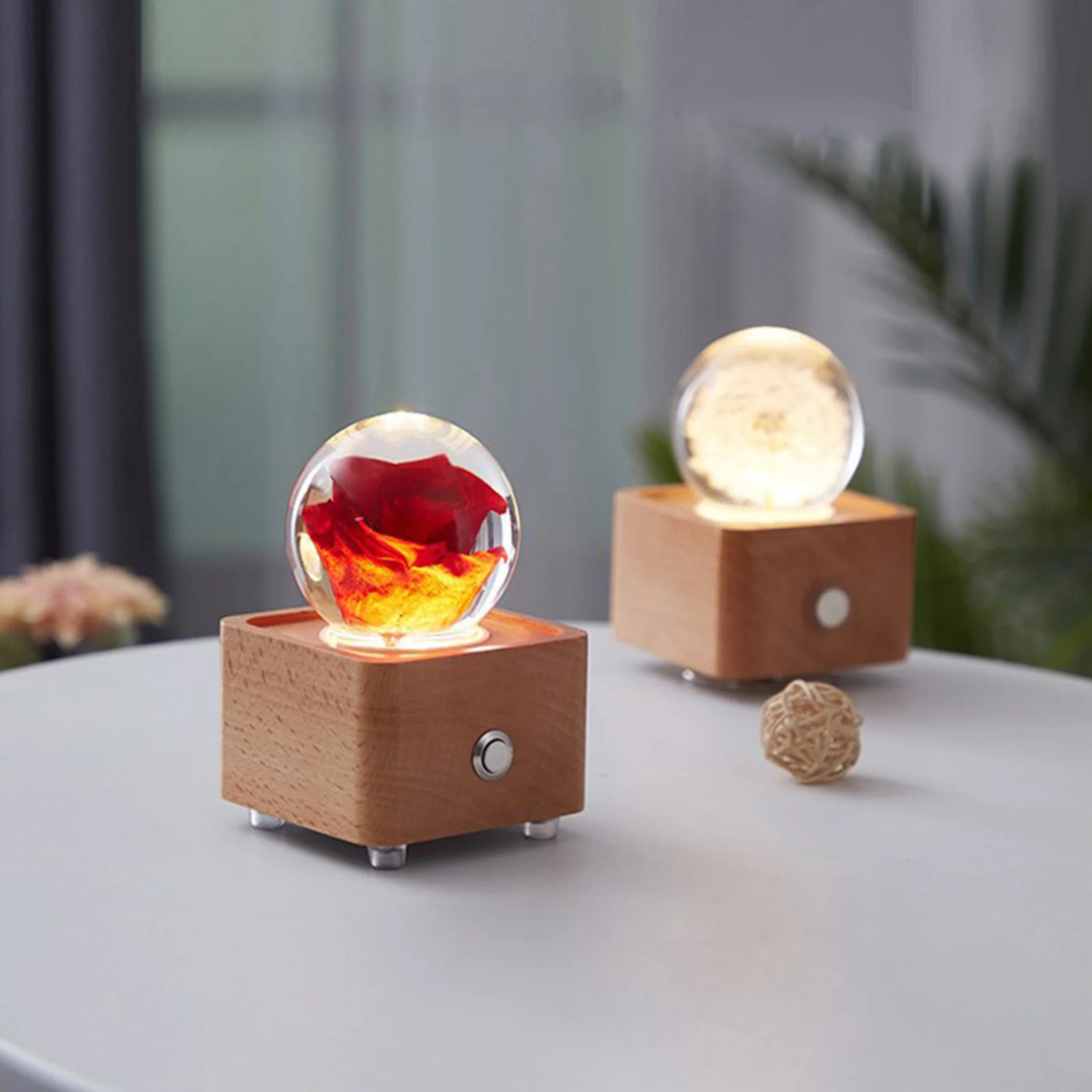 

Creative Crystal Ball Bluetooth Speaker LED Light Dimmable Desk Lamp Decor