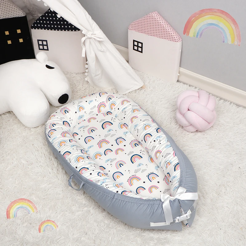 

Baby bed crib newborn nest bed portable crib travel cotton cradle crib bassinet bumper bed soft breathable nest removable cover