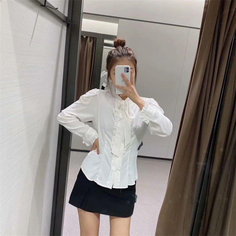 

YOSIBCD Women 2021 Fashion With Bow Ruffled Blouses Vintage Long Sleeve Button-up Female Shirts Blusas Chic Tops