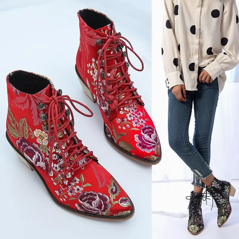 2021 Fashion Retro Women Boots Embroider Ethnic Ankle Boots Lace Up Pointed Toe Flat Heel Shoes Warm Boots Red Black Booties