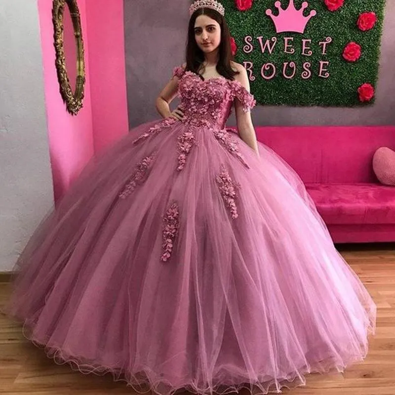 

Vestidos Quinceanera Dresses 3D-Applique Sweetheart Off Shoulder Sweet 16 Prom Princess Corset Dress Long Tulle Bride Party Gown