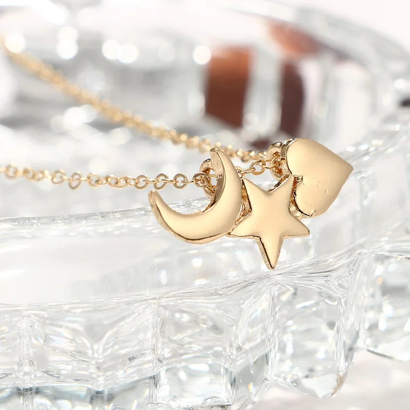 Однослойный простой стиль дамы ключицы цепи Звезда Сердце луна кулон ожерелье