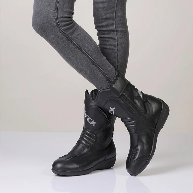 Новинка Женские ботинки в байкерском стиле из натуральной коровьей кожи
