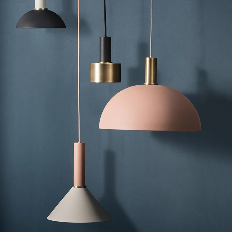 Скандинавский светодиодный подвесной светильник с металлической длинной
