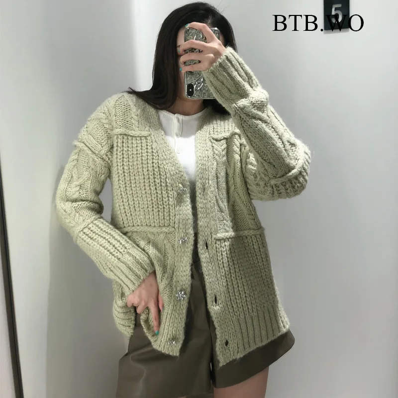 

BTB.WO Za Women Autumn Winter Fashion Diamond Buttons Knitted Cardigan Sweater V Neck Long Sleeve Outerwear Chic Tops