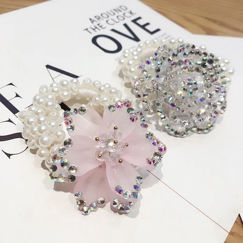 

Pearl Flower Beaded Hair Ties Scrunchies Crystal Elastic Headband Ponytail Holders Women Hair Rope Rubber Gum Hair Accessories