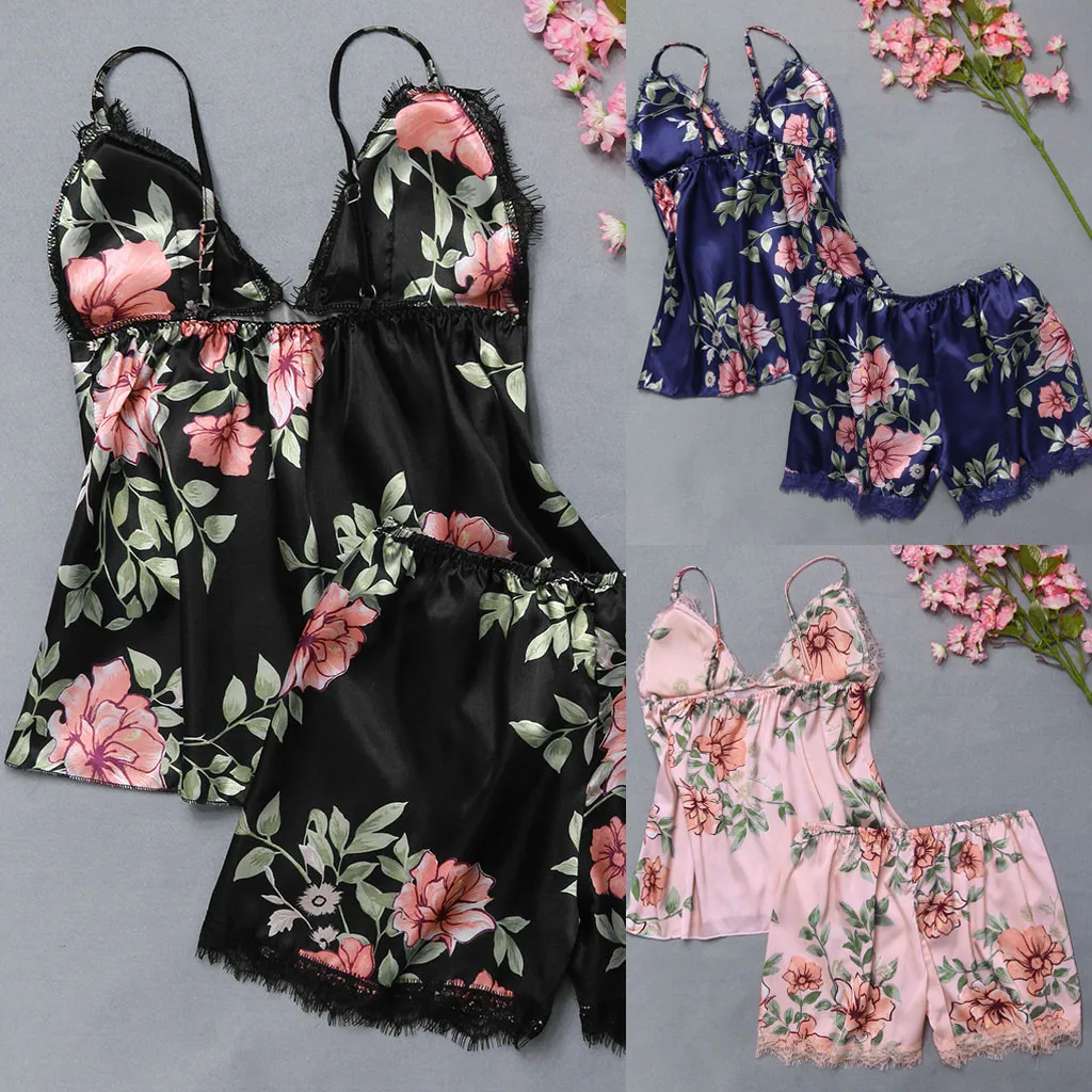 Комплект женского нижнего белья из шелка и атласа с V образным вырезом| |