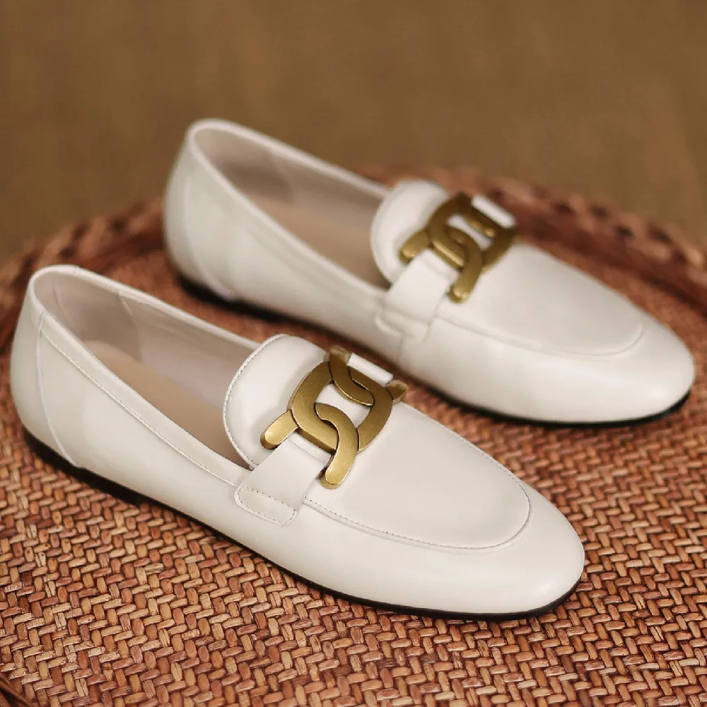 

Women's genuine leather round toe slip-on flats loafers big chain decoration casual moccasins sfot comfortable sneakers shoes