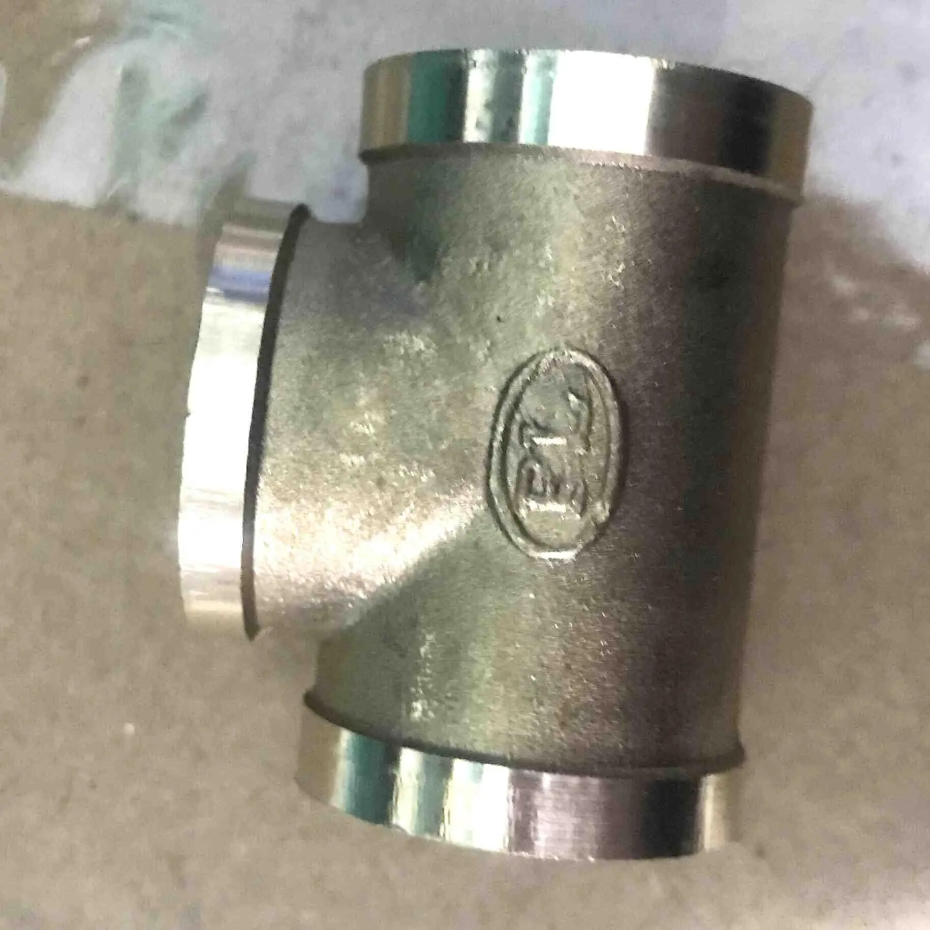 Фото Тройник 3-сторонний латунный трубный Соединительный разъем 1/2 "BSP равная Тройник 3-сторонний латунный трубный Соединительный разъем 1/2 "BSP равная