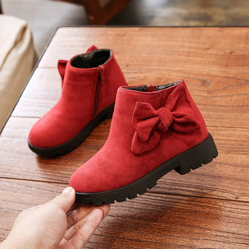 Новинка 2019 замшевые ботинки для девочек детские осенние ботильоны модные с