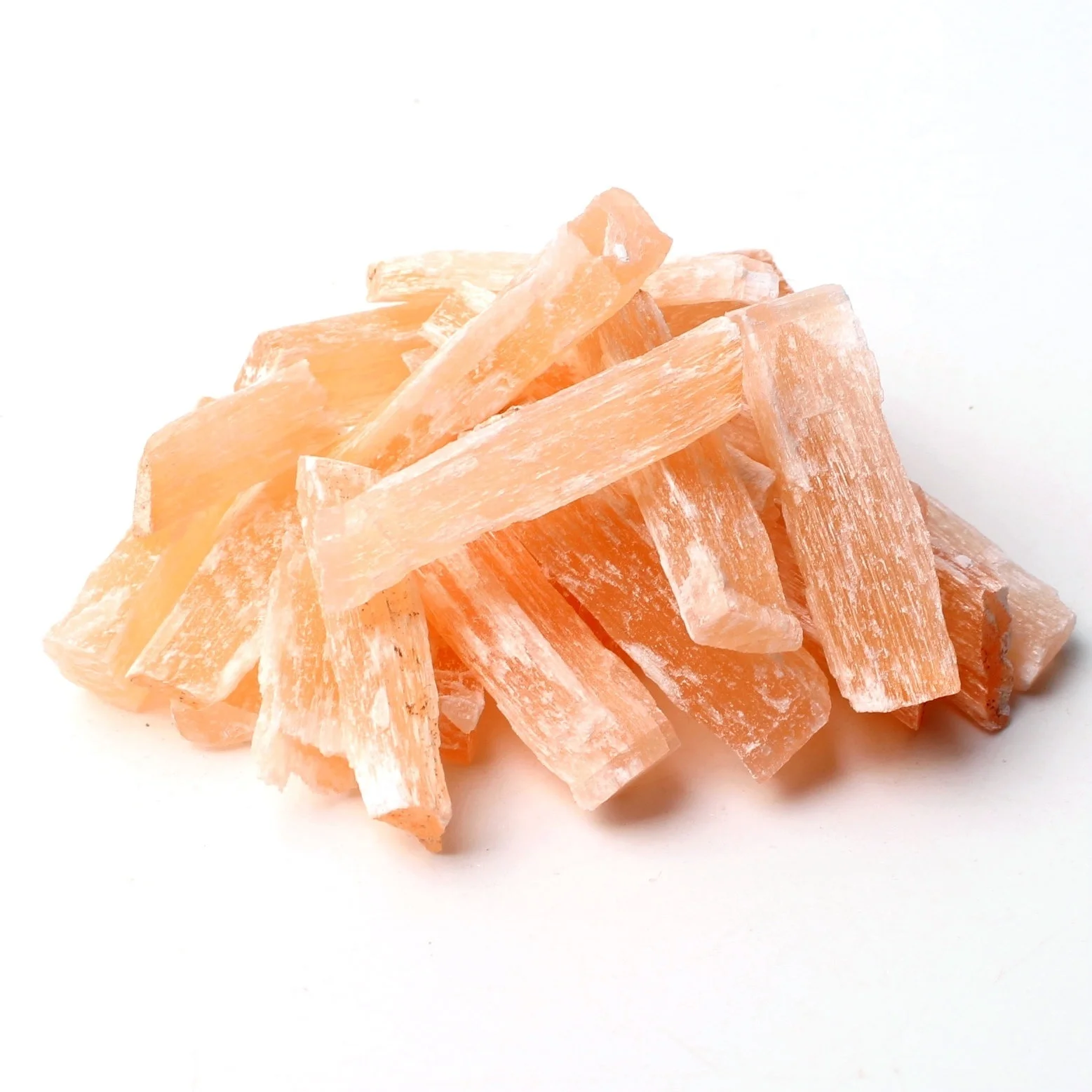 Оранжевый гипсовый селенит 30 г/50 г грубые палочки исцеляющий драгоценный камень