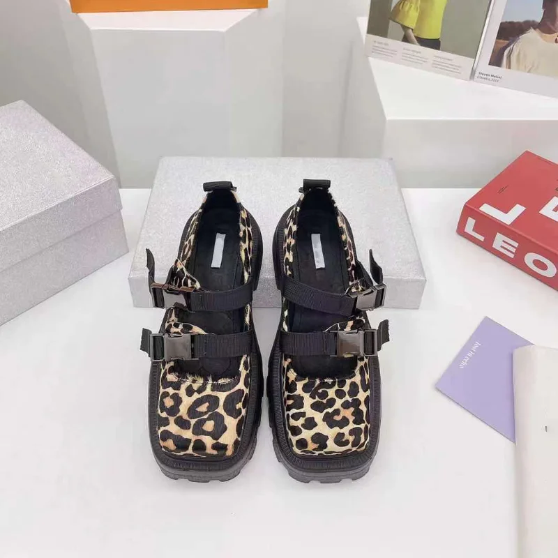Женские босоножки с леопардовым принтом на платформе обувь для ранней осени 2021 |