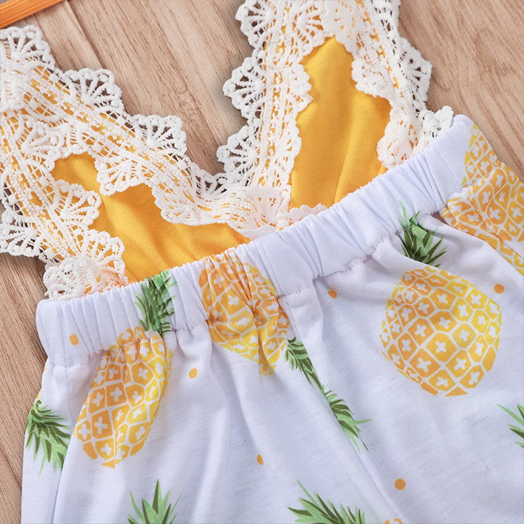 Летняя одежда для маленьких девочек комбинезон с кружевным пэчворком и