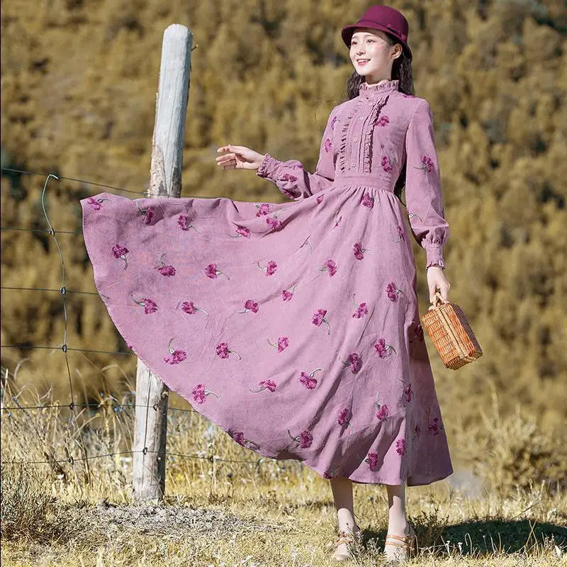 Женское платье вельветовое в стиле ретро с вышивкой и оборками 2019|Женские платья|