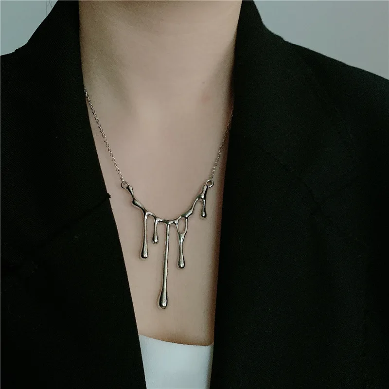 

Necklaces for Women Necklaces Jewelry European and American New Ins Wind Drip Wax Lava Concave Shape Metal Chain Texture Female