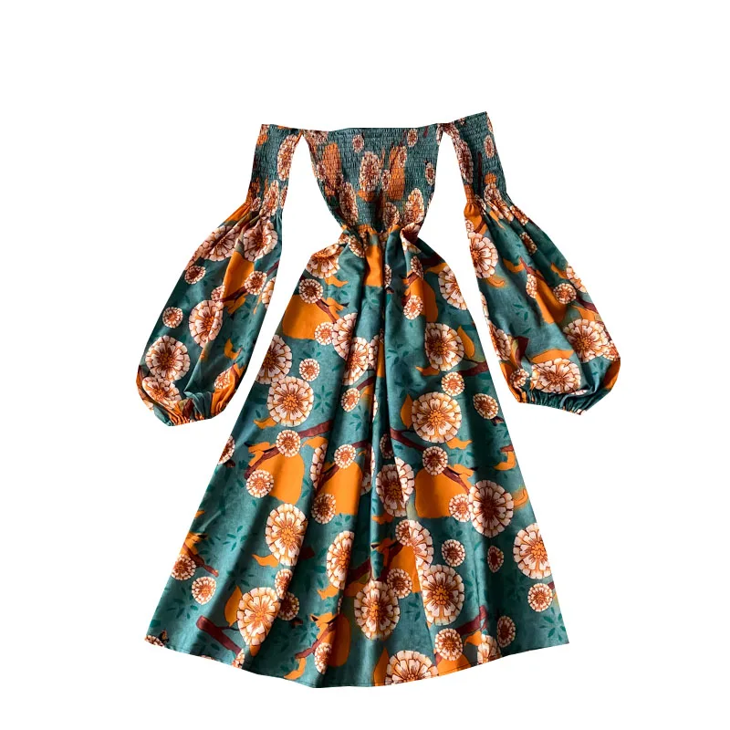 

strapless dress with the new seaside resort Bohemia posed long beach dress to restore ancient ways broken flower