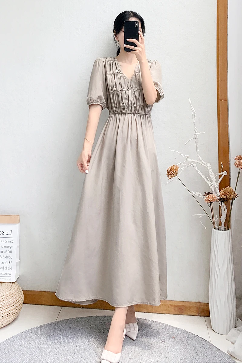 

2021 Women's Summer Retro Below The Knee Long Dress Slimming Short Sleeve Pure Color Long Dress Female V Neck Korean Dress