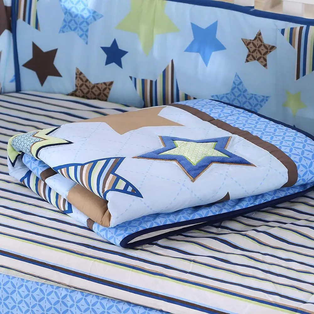 Комплект постельного белья для детской кроватки с вышивкой в виде звезд