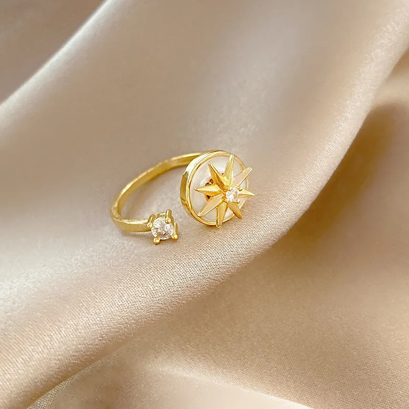 

LOVOACC INS Fashion Rotatable Star Shiny Rhinestone Charm Rings for Women Ladies Gold Color Copper Open Rings Accessories