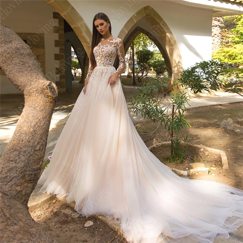 

Elegant Tulle Sweep Train A-line Bridal Gowns Vestido De Noiva 2021 O-neck Illsion Long Sleeve Applique Button Wedding Dresses