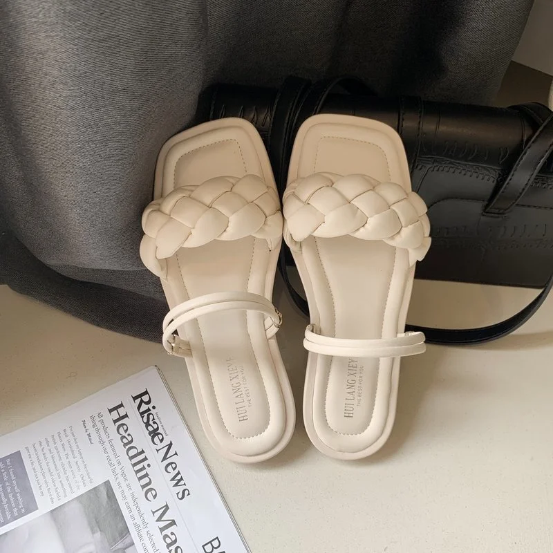 

Women's Shoes