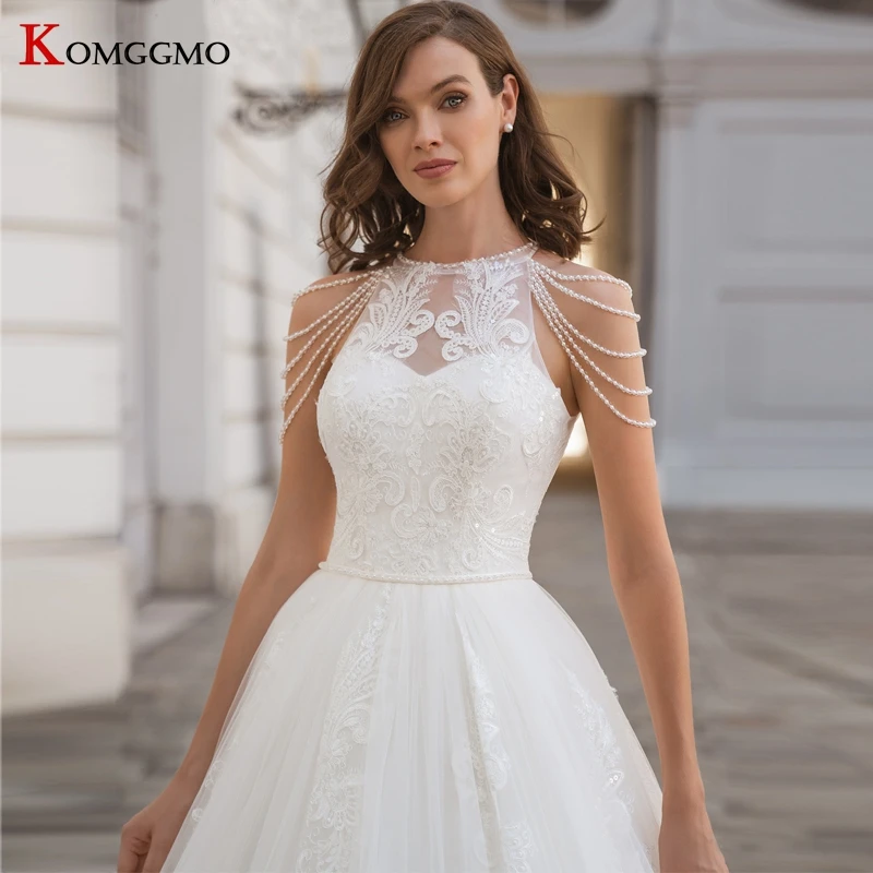 

2021 Hot Sale O-Neck Beading Embroidery Appliques Tulle Bridal Ball Gown Luxury Sleeveless Button Back Court Train Wedding Dress
