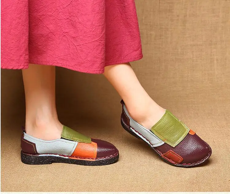 2021 autumn new large size women's shoes color matching retro flat-heeled soft-soled comfortable casual leather shoes middle-age