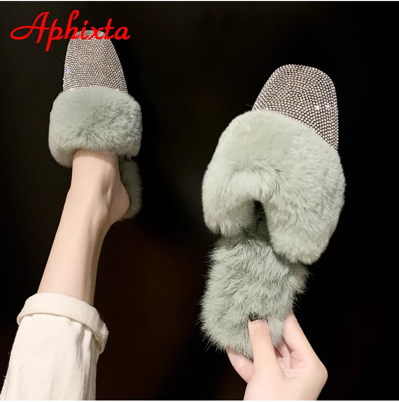 Aphixta/теплые зимние тапочки на натуральном меху; женские шлепанцы с украшением в виде кристаллов; женские пушистые тапочки; женская обувь на плоской подошве с кроличьим мехом