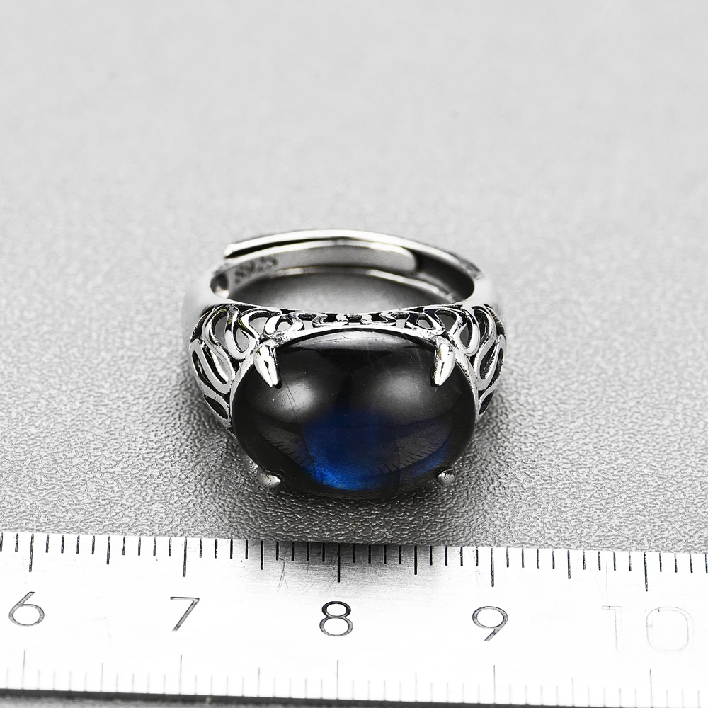 Кольцо женское из серебра 925 пробы с натуральным лабрадоритом овальной формы 12 х16