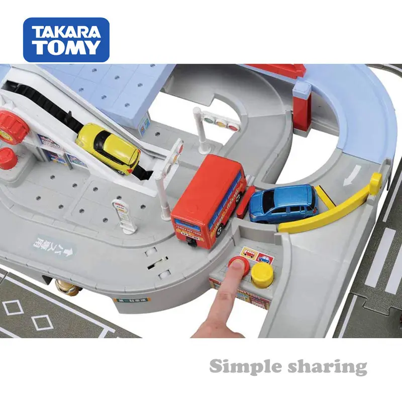 Автоматический игровой набор Takara Tomy Tomica World с 1 автомобилем томикой! Городок для