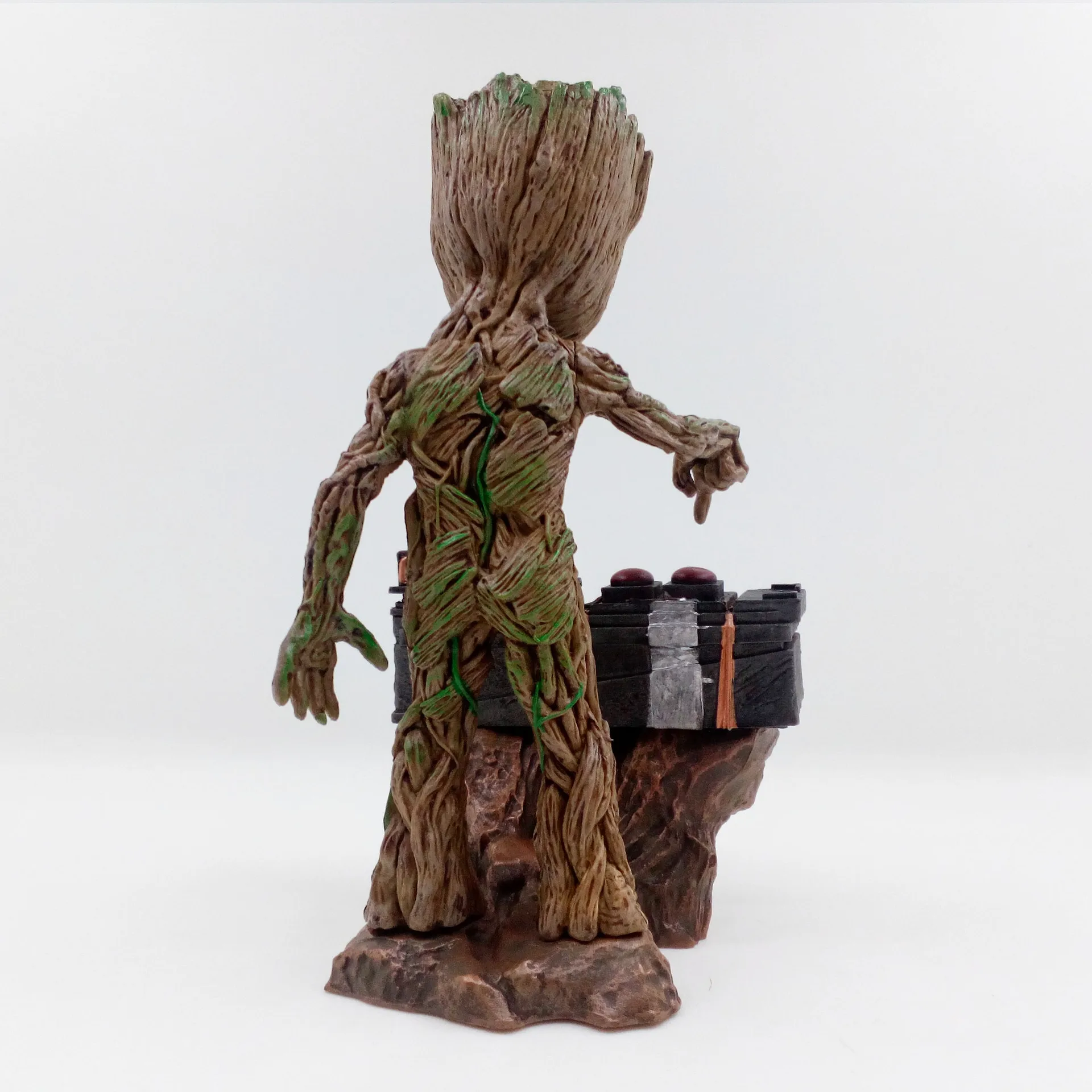 

Moward Groot Wisun Tree Man Baby Anime Action Figure Dolls Penholder Guardians of The Galaxy 6 Model Hero for children Toy