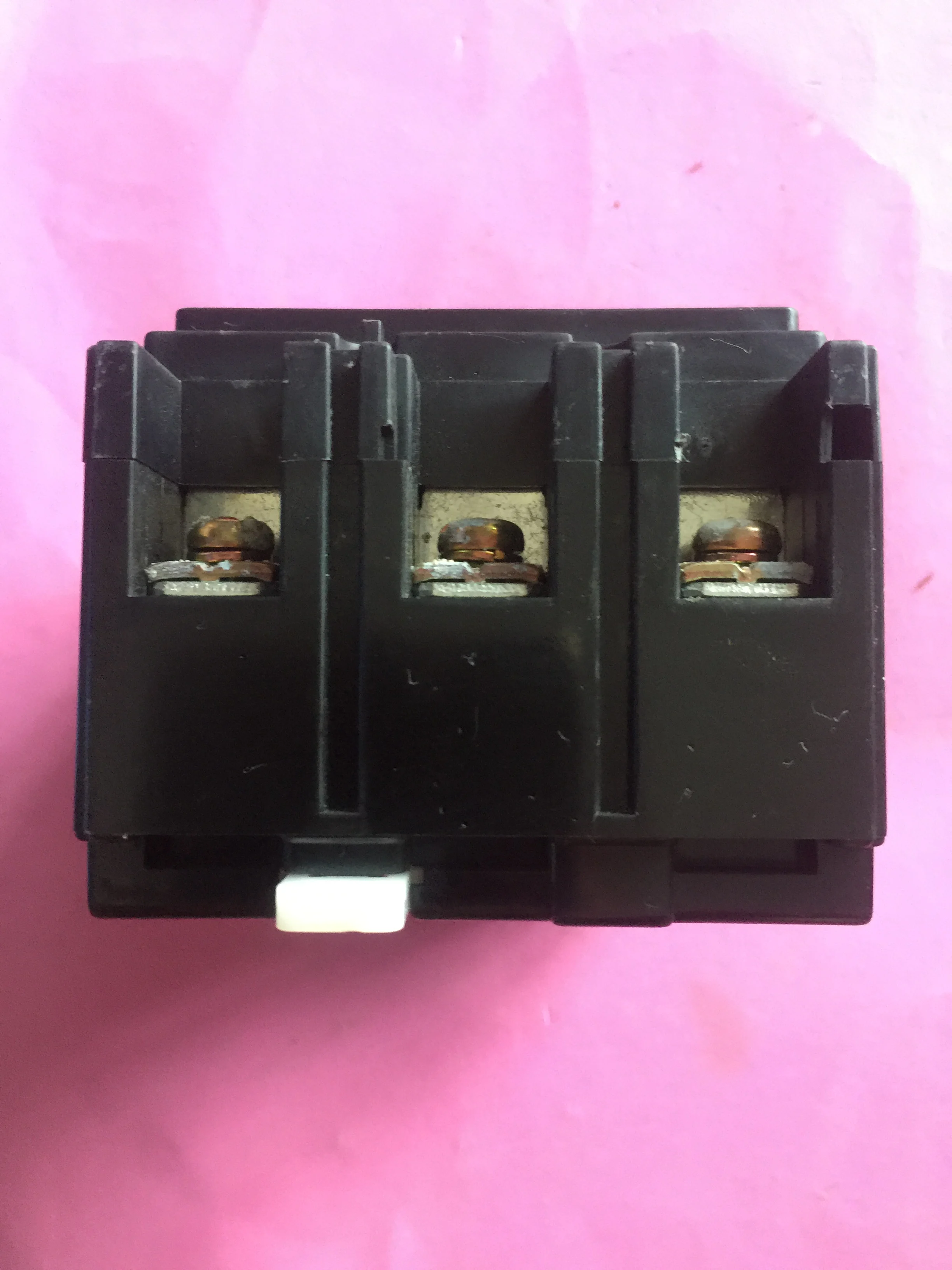 Nissin NR-33E трехфазный автоматический выключатель с защитой от утечки 3P30A воздушный 0