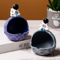 astronaut ashtray creative household cartoon portable ashtray resin craft decoration desktop decoration for boyfriend gift