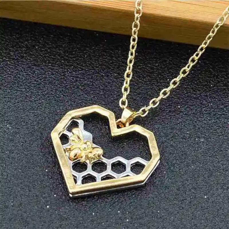 

Heart Shaped Honeycomb Pendant Real Gold Bee Necklace Animal New 2021 Small H2R1