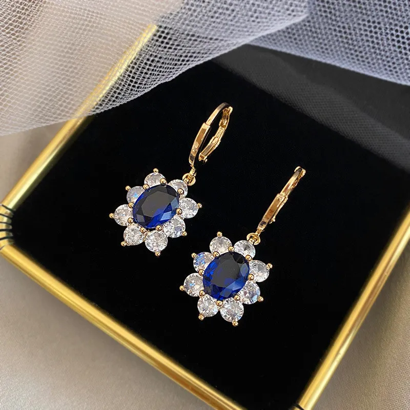 

Vintage Female Blue White Crystal Earrings Punk Gold Color Flower Hoop Earrings For Women Cute Zircon Stone Wedding Earrings