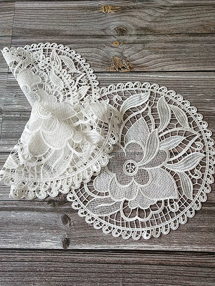 Новый белый кружевной круглый коврик с вышивкой для стола Рождественская