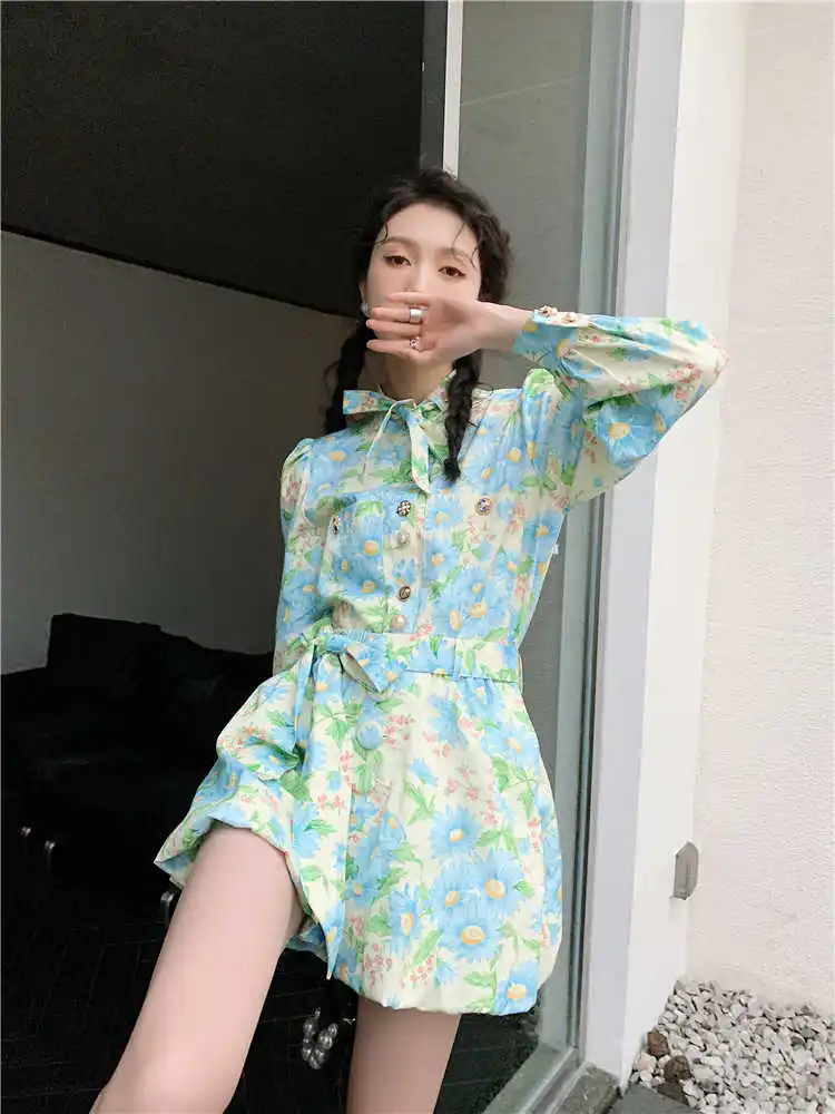 

LANMREM Two Piece Set For Women Floral Long Sleeves Single Breasted Shirt With Pockets Shorts 2021 New Fashion Tide 2D7030