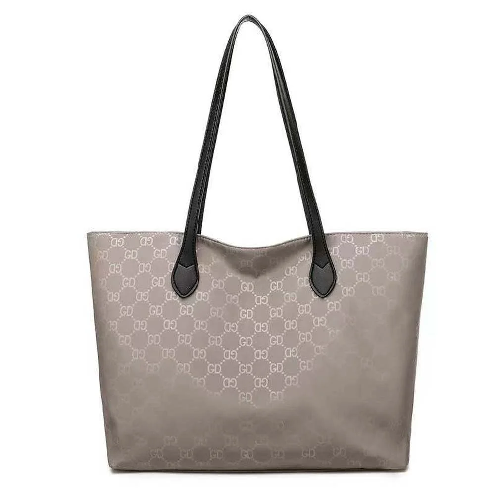 

2021 new large-capacity handbag designer handbags printing barrel simple brand shoulder bag ladies leather handbags handbag