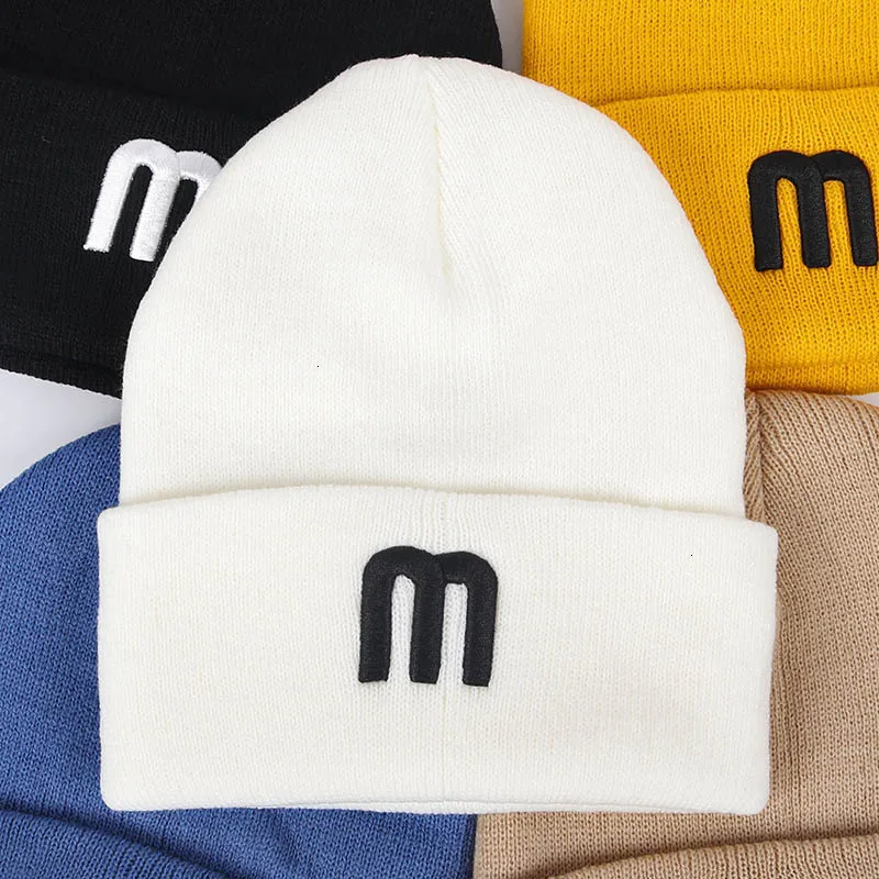 Вязаная крючком шапка с милой улыбкой Новинка Осень 2019 однотонные теплые шапочки