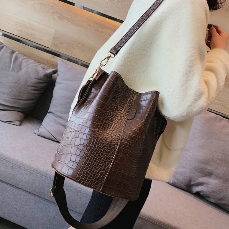 

Crocodile Crossbody Bag For Women Shoulder Bag Brand Designer Women Bags Luxury PU Leather Bag Bucket Bag Handbag