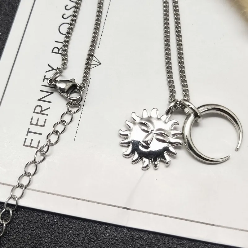 Женское ожерелье с подвеской в виде Луны минималистичное ожерелье-чокер от