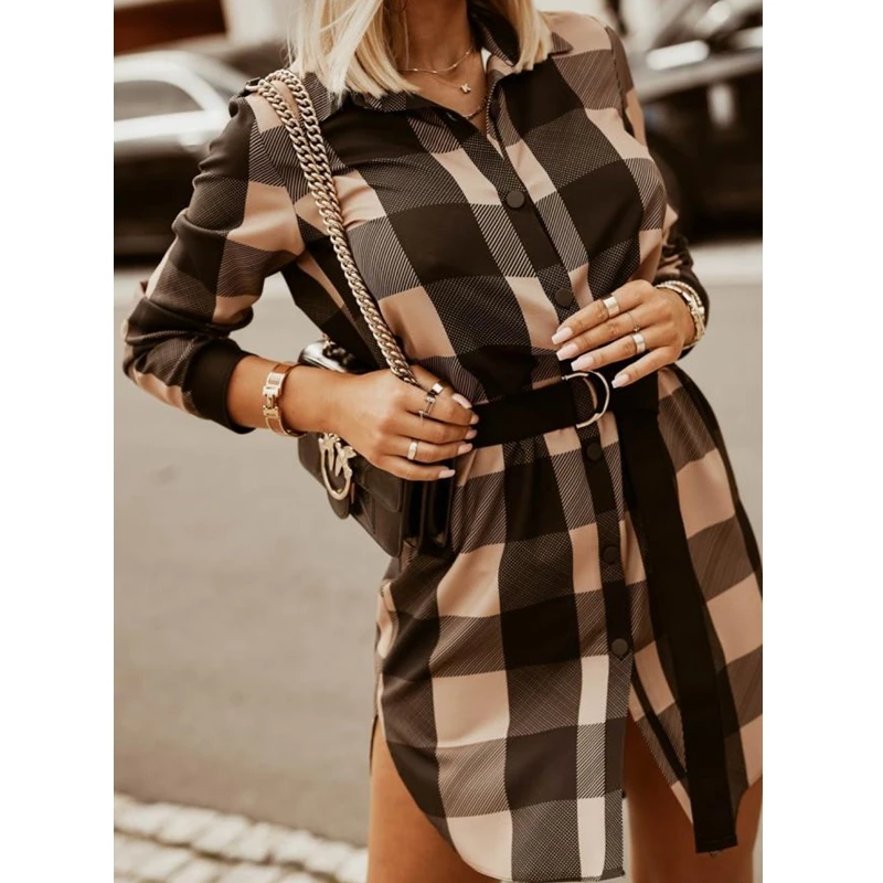 

Женское платье-рубашка с высокой талией, длинным рукавом и поясом