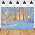 Фон для фотосъемки с изображением зимних белых снежных деревьев леса и солнечного света