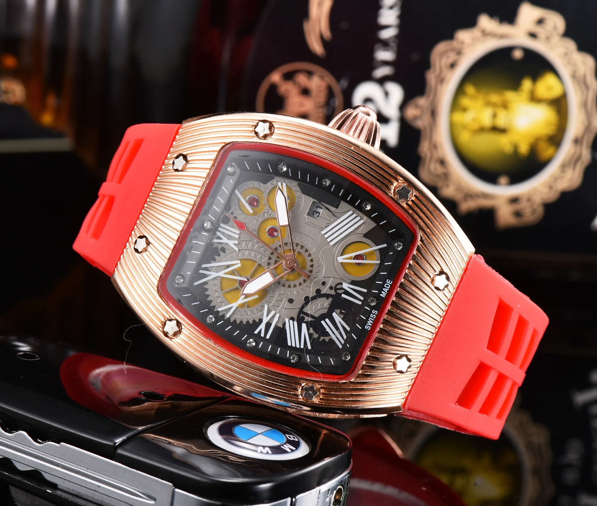 

New fashion classic men's high grade business watch waterproof watch wine barrel watch personality WATCH QUARTZ WATCH